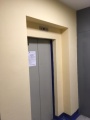 Произведен косметический ремонт холлов первых этажей, ул. Чугунова д. 21а